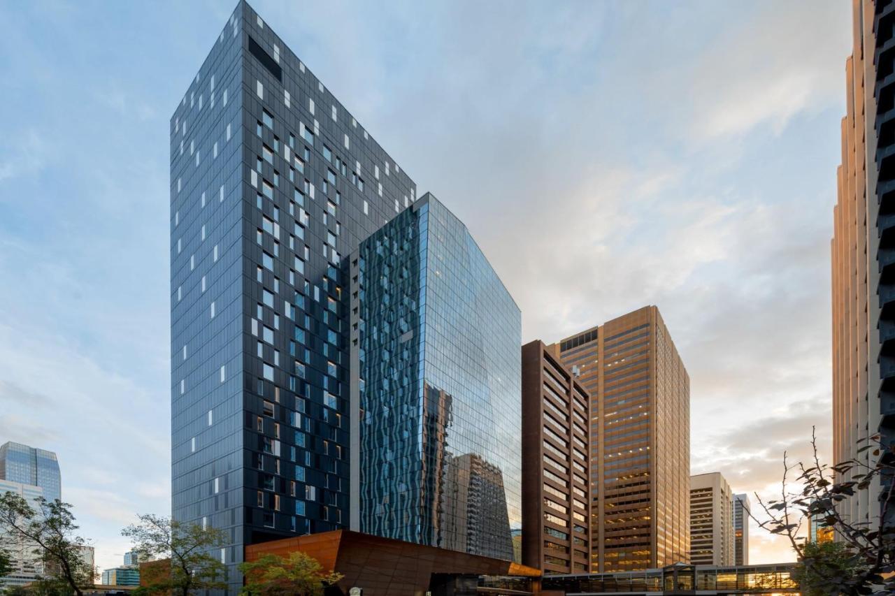 Courtyard By Marriott Downtown